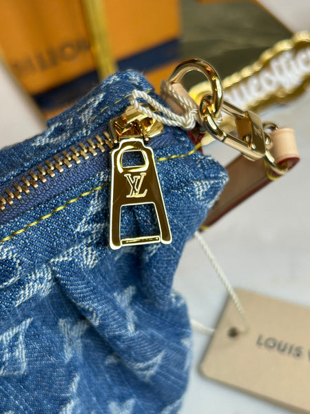 Louis Vuitton Pochette Valley