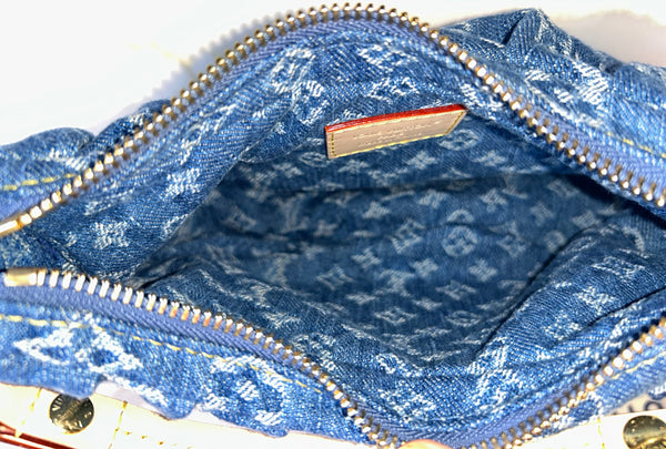 Louis Vuitton Pochette Valley