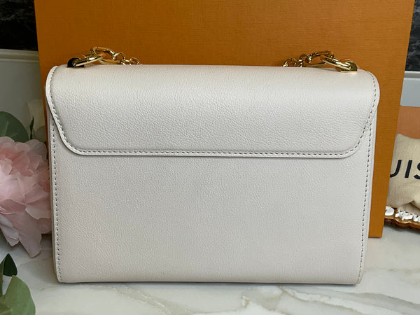 Louis Vuitton Twist MM Slim