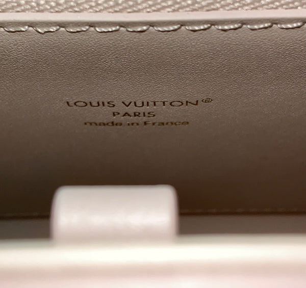 Louis Vuitton Twist MM Slim