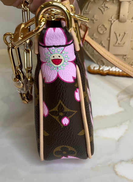 Louis Vuitton Pochette Blossom