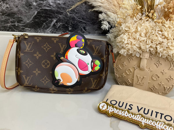Louis Vuitton pochette panda