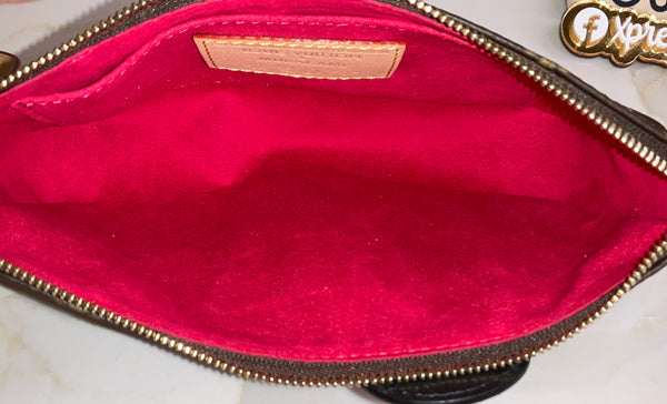 Louis Vuitton pochette panda