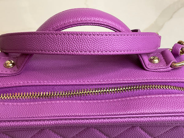 Chanel Vanity morado