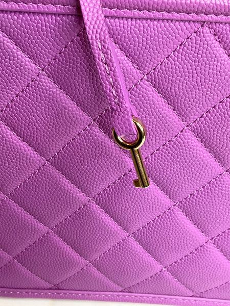 Chanel Vanity morado