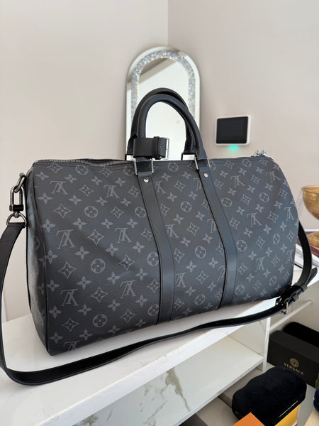 BOLSITA SORPRESA “LV KEEPALL”