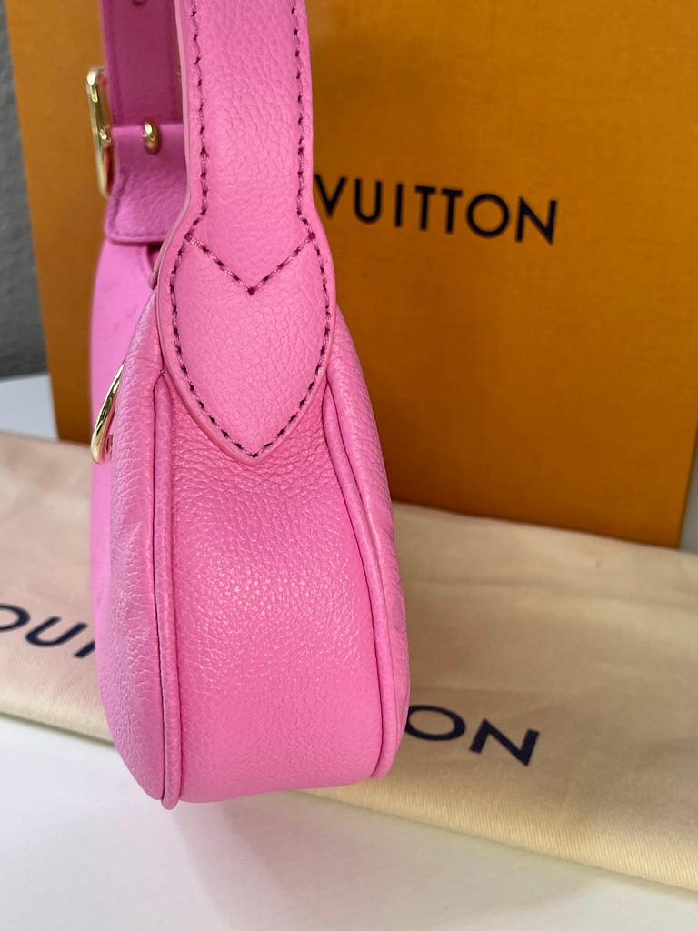 3D model Louis Vuitton Mini Moon Bag Rose Lollipop VR / AR / low