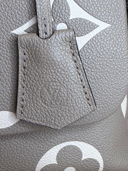 Louis Vuitton Madeline bi-color