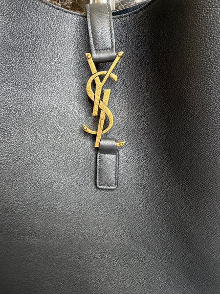 YSL Le 5 À 7 Large Shoulder Bag