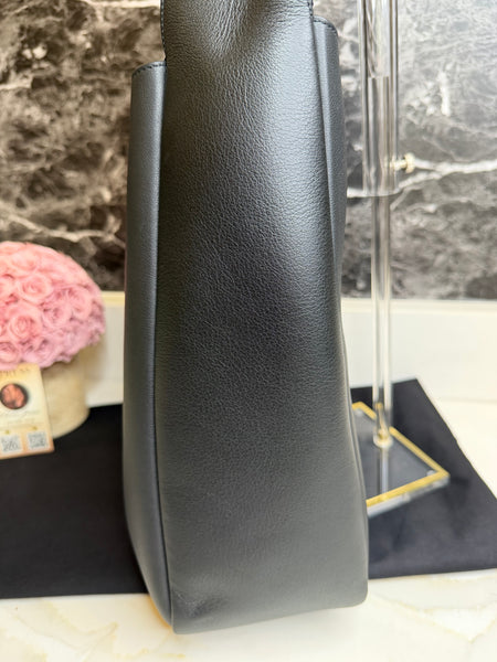 YSL Le 5 À 7 Large Shoulder Bag