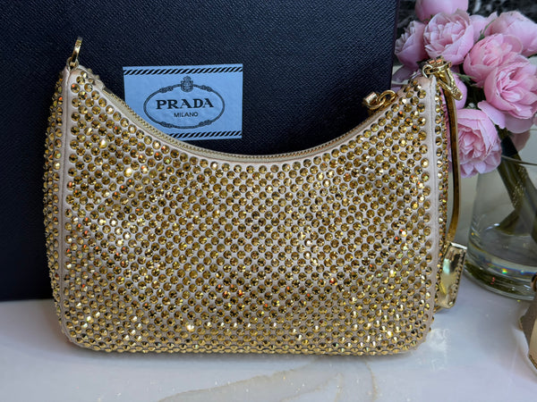 Prada re-edition crystal dorada