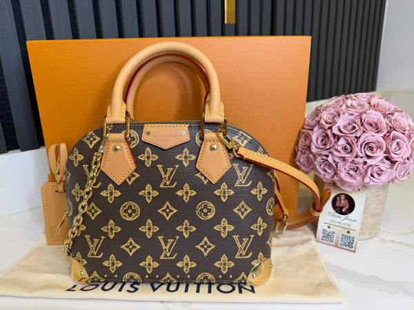 Louis Vuitton Alma bb trunk monograma