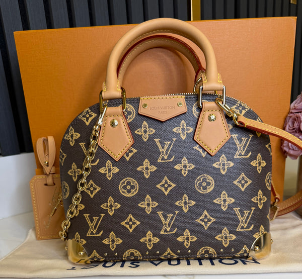 Louis Vuitton Alma bb trunk monograma