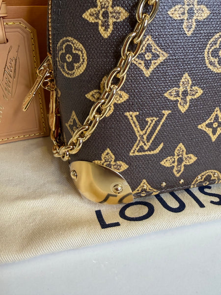 Louis Vuitton Alma bb trunk monograma