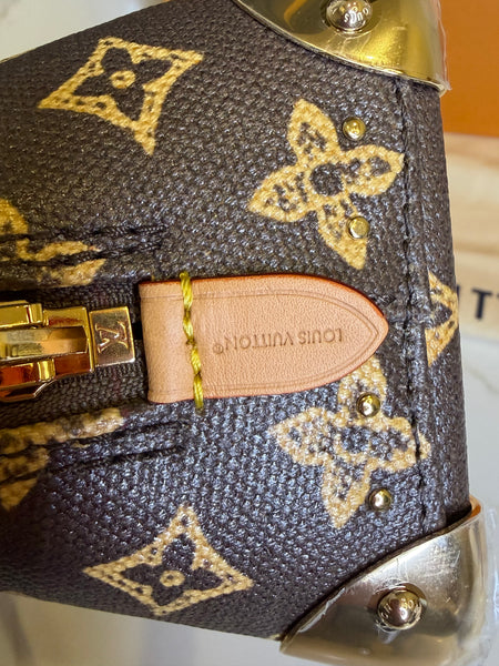 Louis Vuitton Alma bb trunk monograma