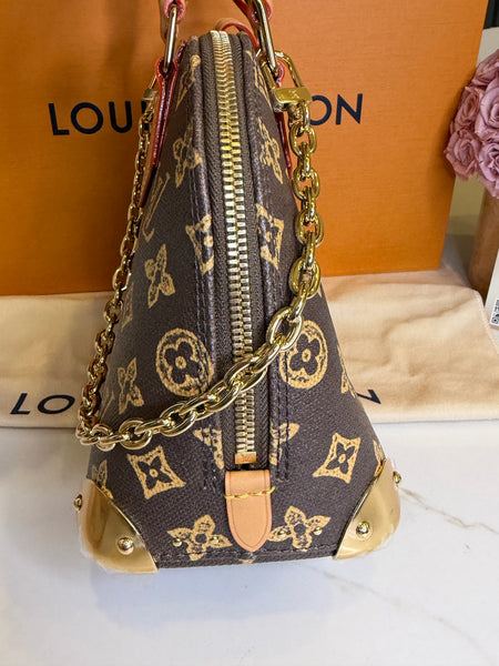Louis Vuitton Alma bb trunk monograma