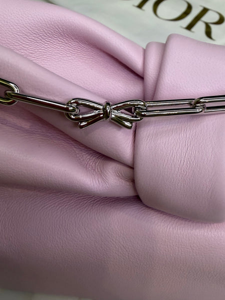 Dior bow