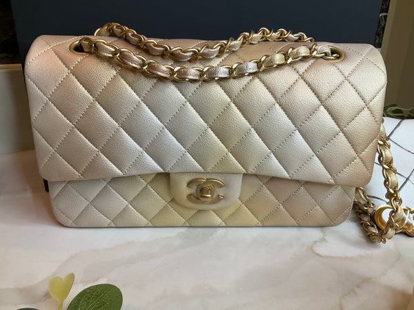 Chanel classica double flap mediana gradient gold