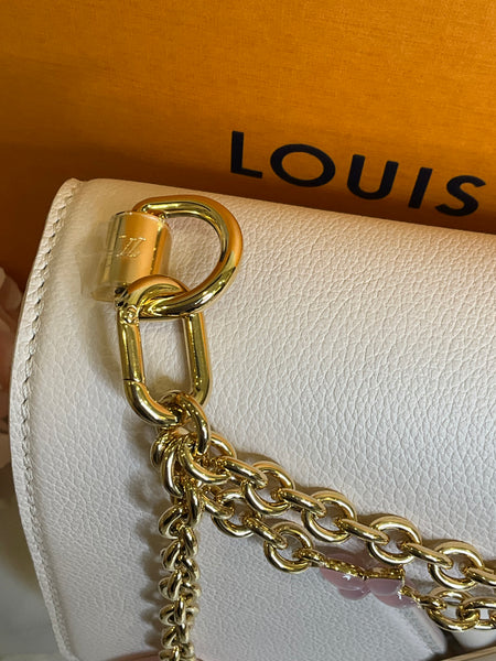 Louis Vuitton Twist MM Slim