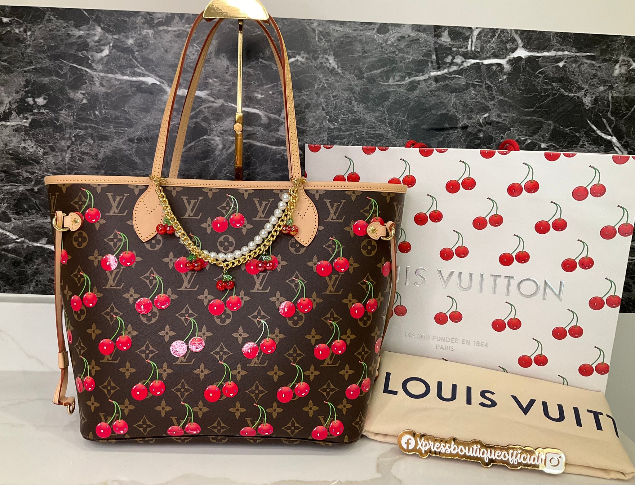 Louis Vuitton Neverfull MM Cherry