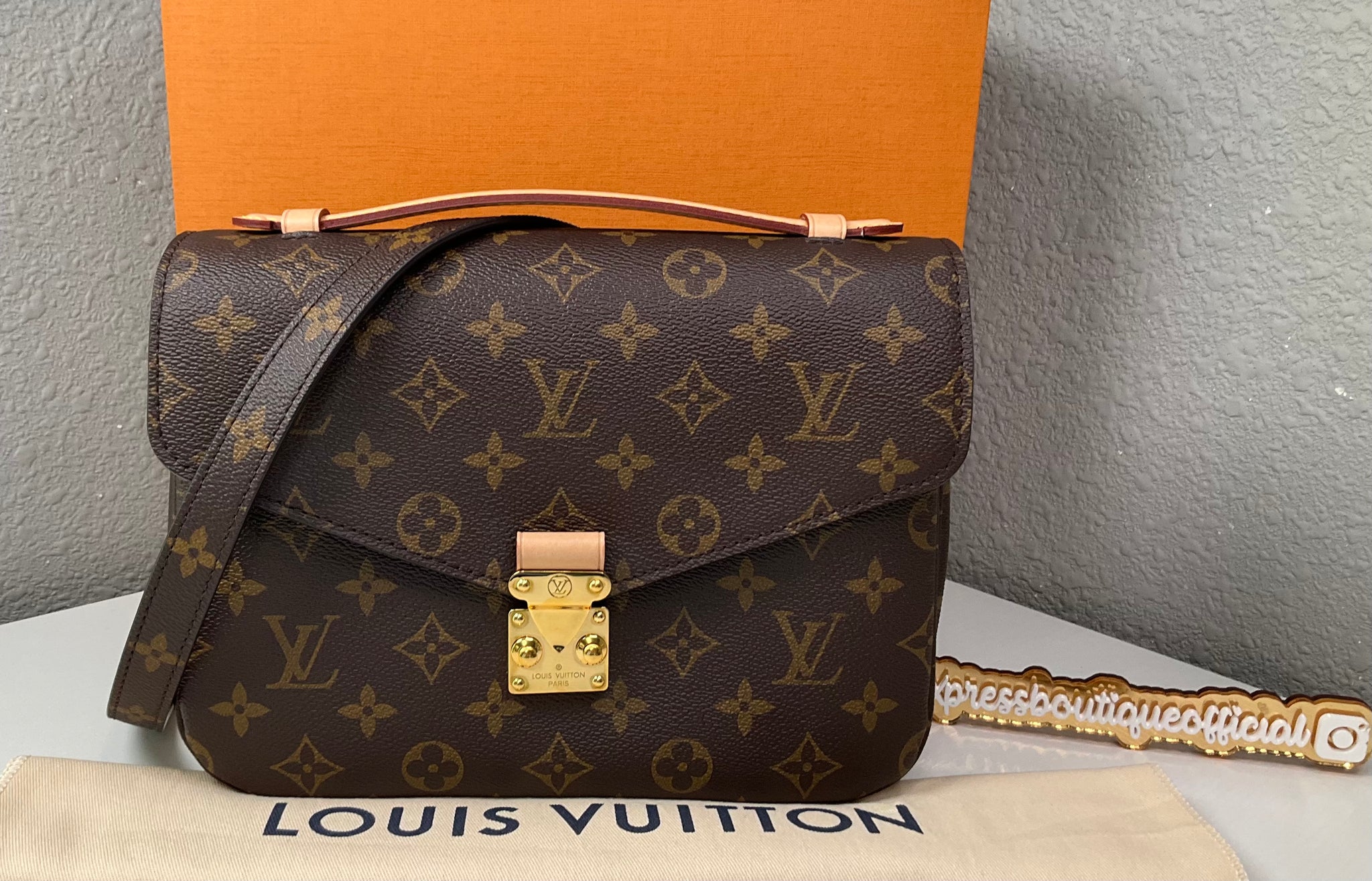 Louis Vuitton Metis Monograma