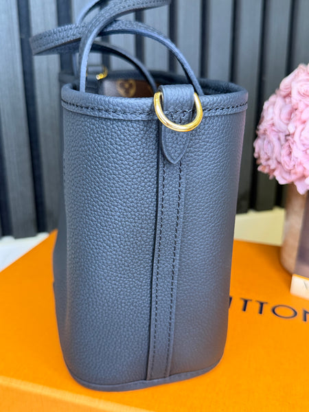 LV Neverfull Inside Out BB Noir/Monograma