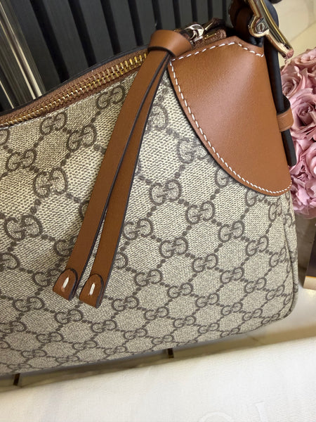 Gucci emblem shoulder bag