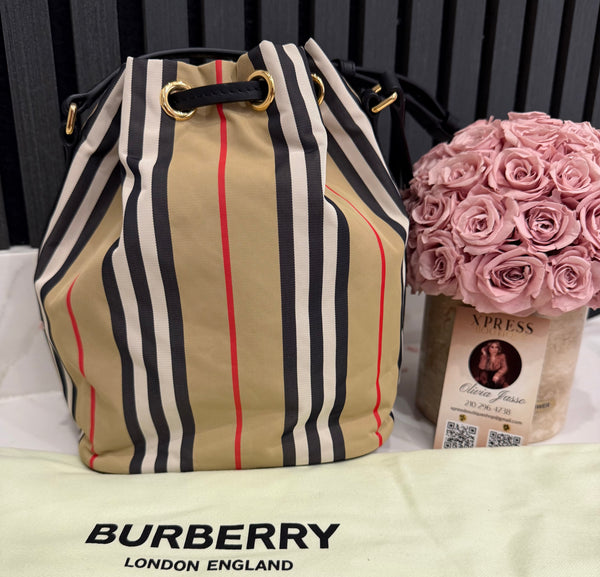 Burberry mini bucket