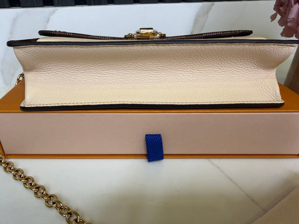 Louis Vuitton Vavin WOC