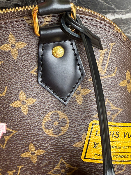 Louis Vuitton Alma bb World Tour
