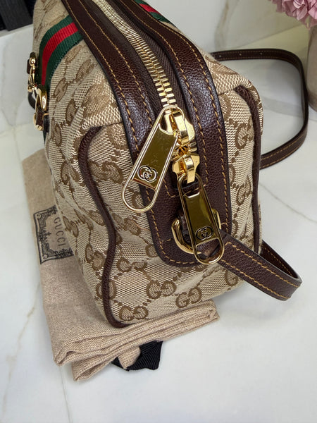 Gucci camera Horsbit