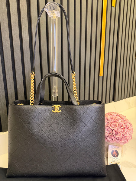 Chanel Tote Caviar