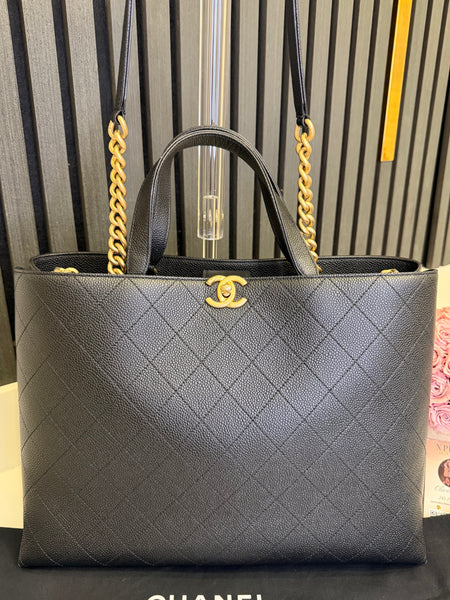 Chanel Tote Caviar