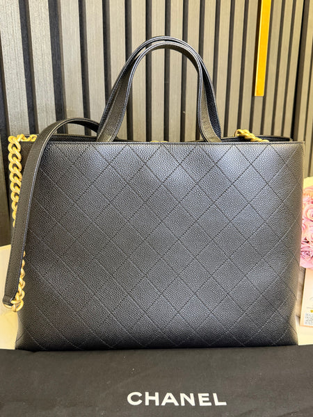 Chanel Tote Caviar