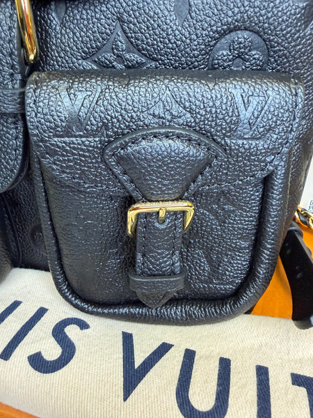 LOUIS VUITTON NOIR BACKPACK BACKUP