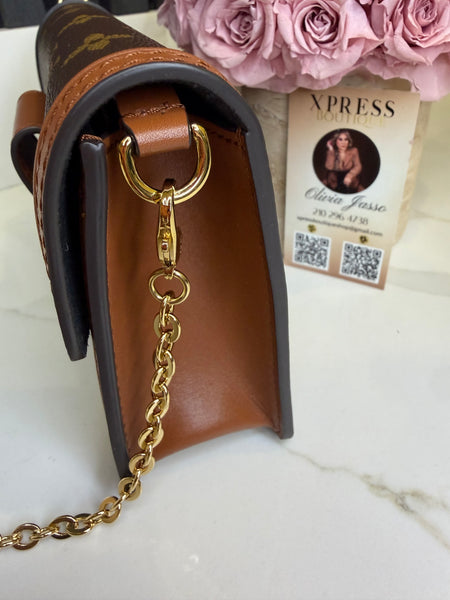LOUIS VUITTON DAUPHINE WOC