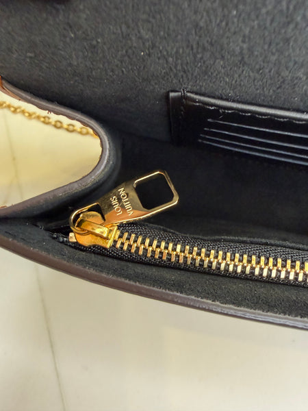 LOUIS VUITTON DAUPHINE WOC