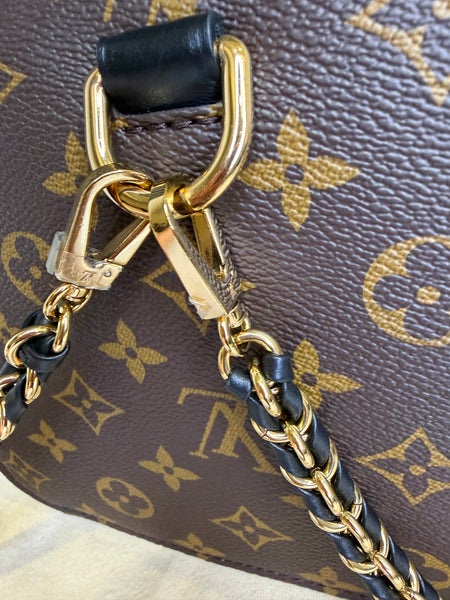 Louis Vuitton Metis Backpack Reverse