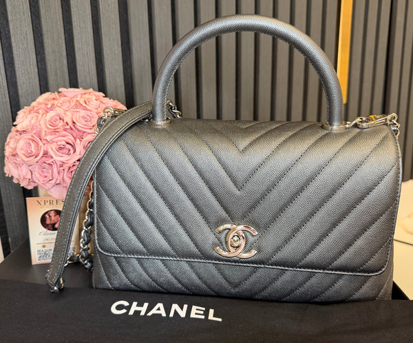 Chanel large coco handle caviar
