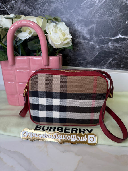 Burberry Camera