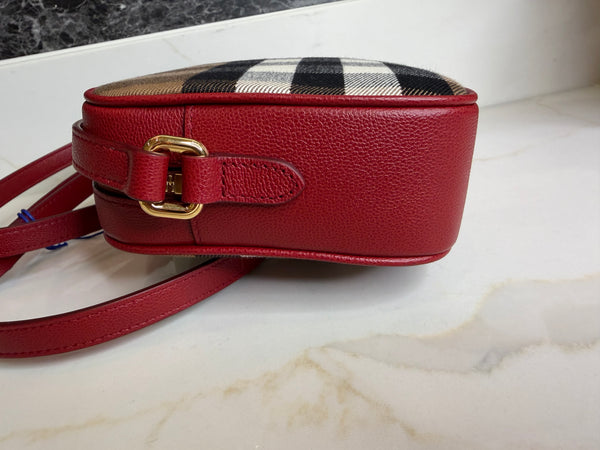 Burberry Camera