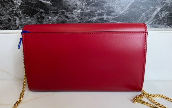 Burberry crossbody WOC rojo