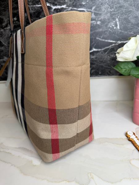 Burberry tote bag