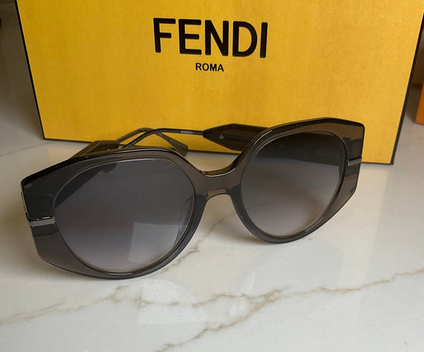 Fendi lentes de sol FE40083U