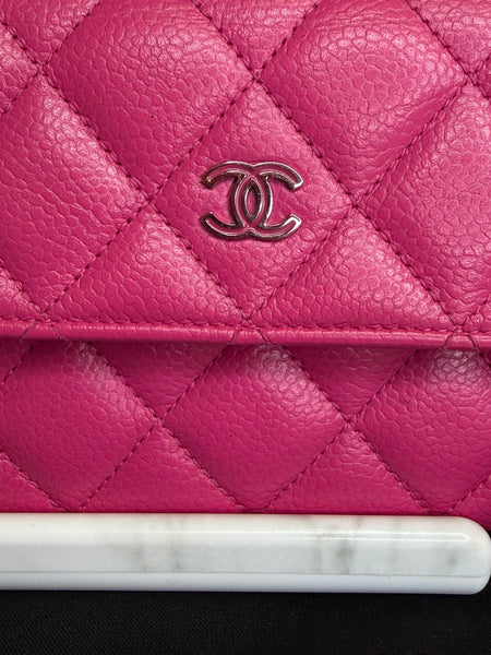 Chanel long wallet rosa