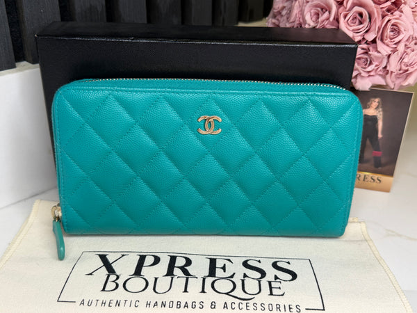 Chanel zipper wallet caviar