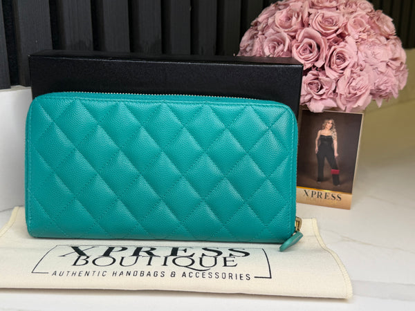 Chanel zipper wallet caviar