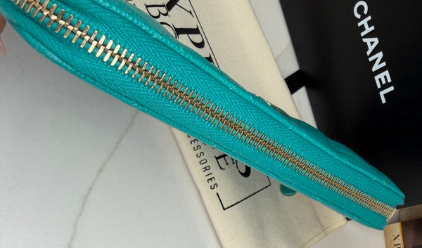 Chanel zipper wallet caviar