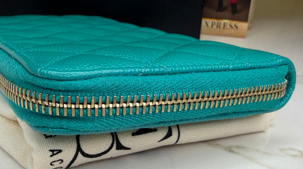 Chanel zipper wallet caviar