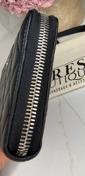 Chanel Zipper wallet